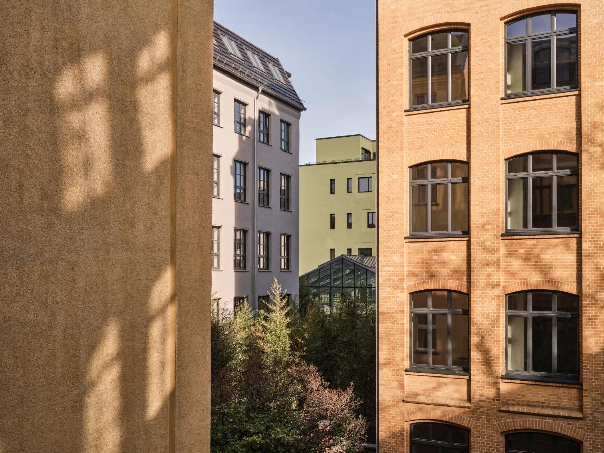 Готель Sly Берлін Екстер'єр фото Residential buildings in Berlin